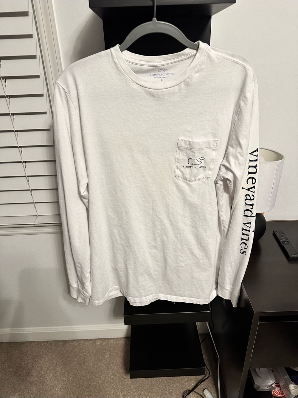 Vineyard Vines White Long-Sleeve Pocket Tee with Sleeve Logo